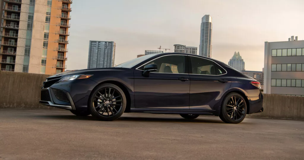 https://www.carscoops.com/wp-content/uploads/webp/2025/12/2021_Camry_XSE_Blueprint_001-1024x538.webp