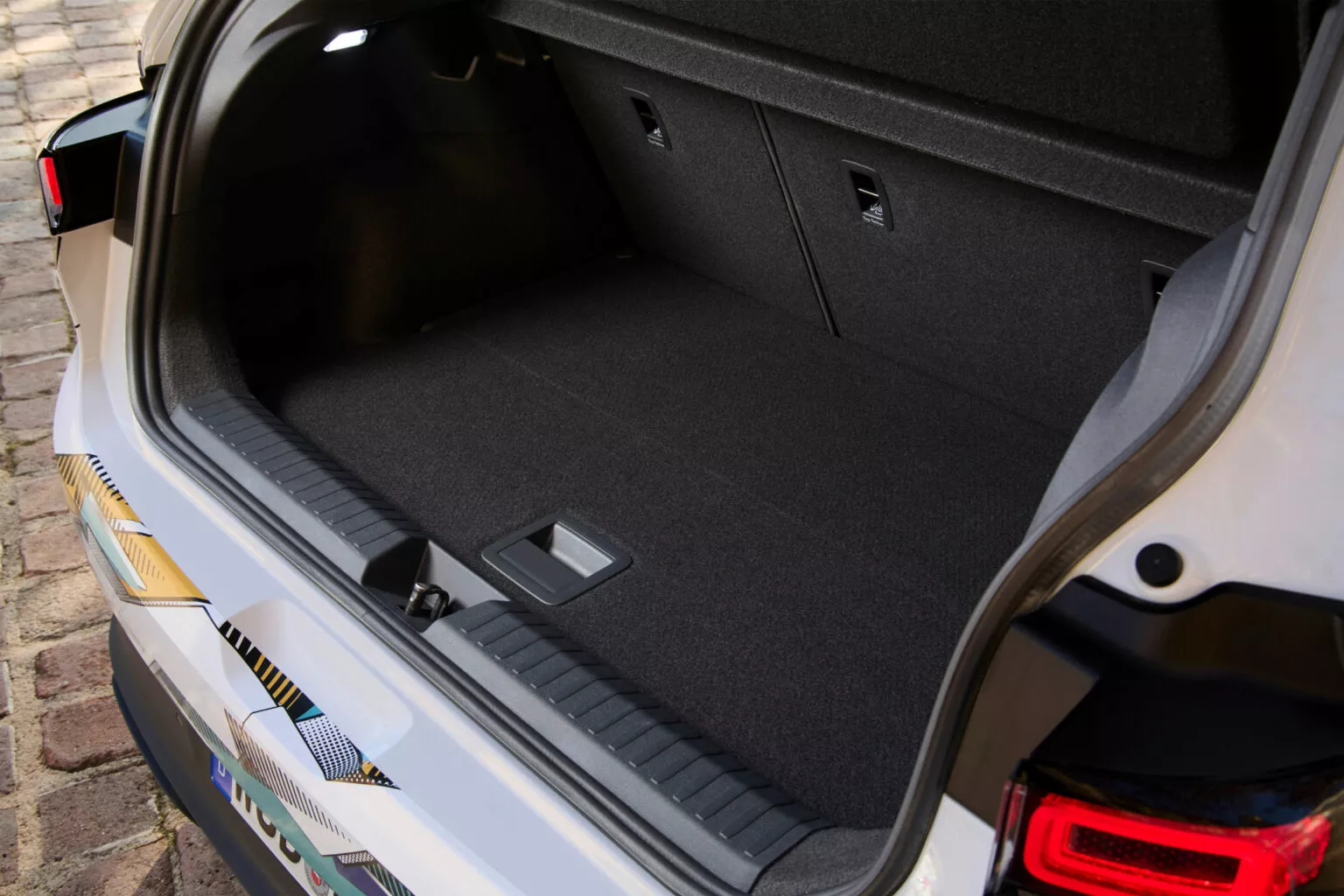 VW-ID.-Polo-1215-72-1536x1024.webp