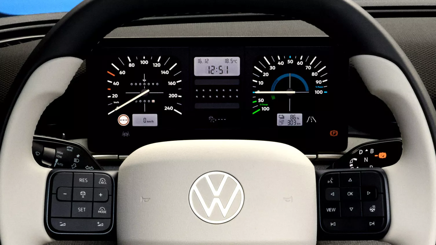 ID_Polo_Interior_02-copy.webp