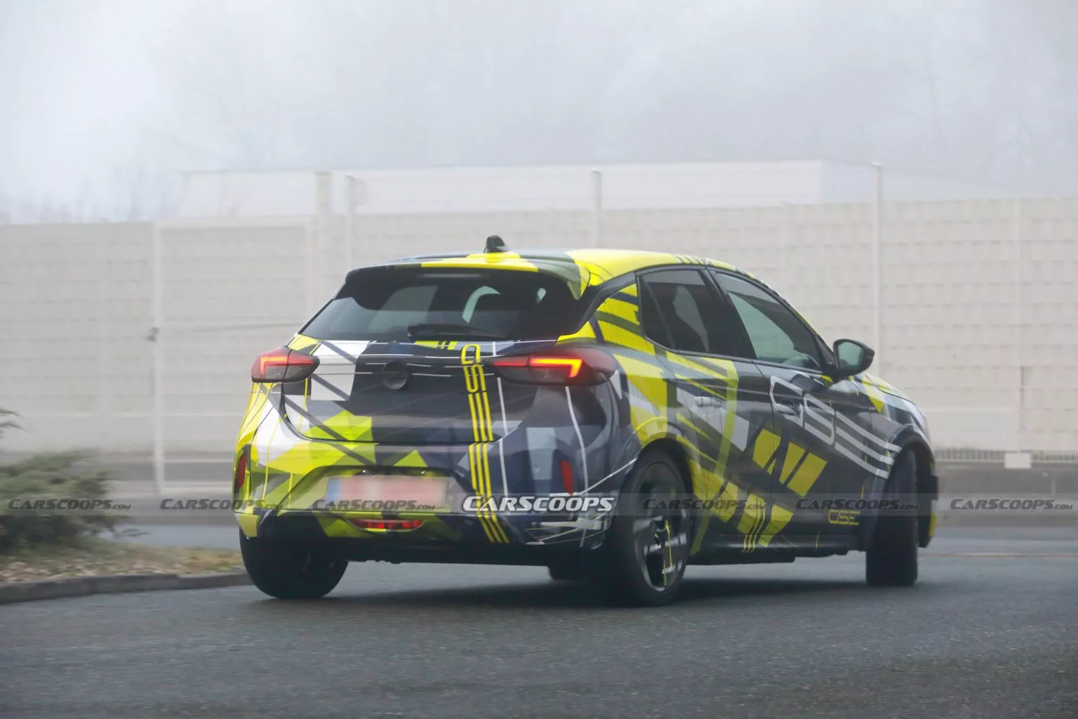 Opel-Corsa-GSE-spy-shots-00017-1536x1024