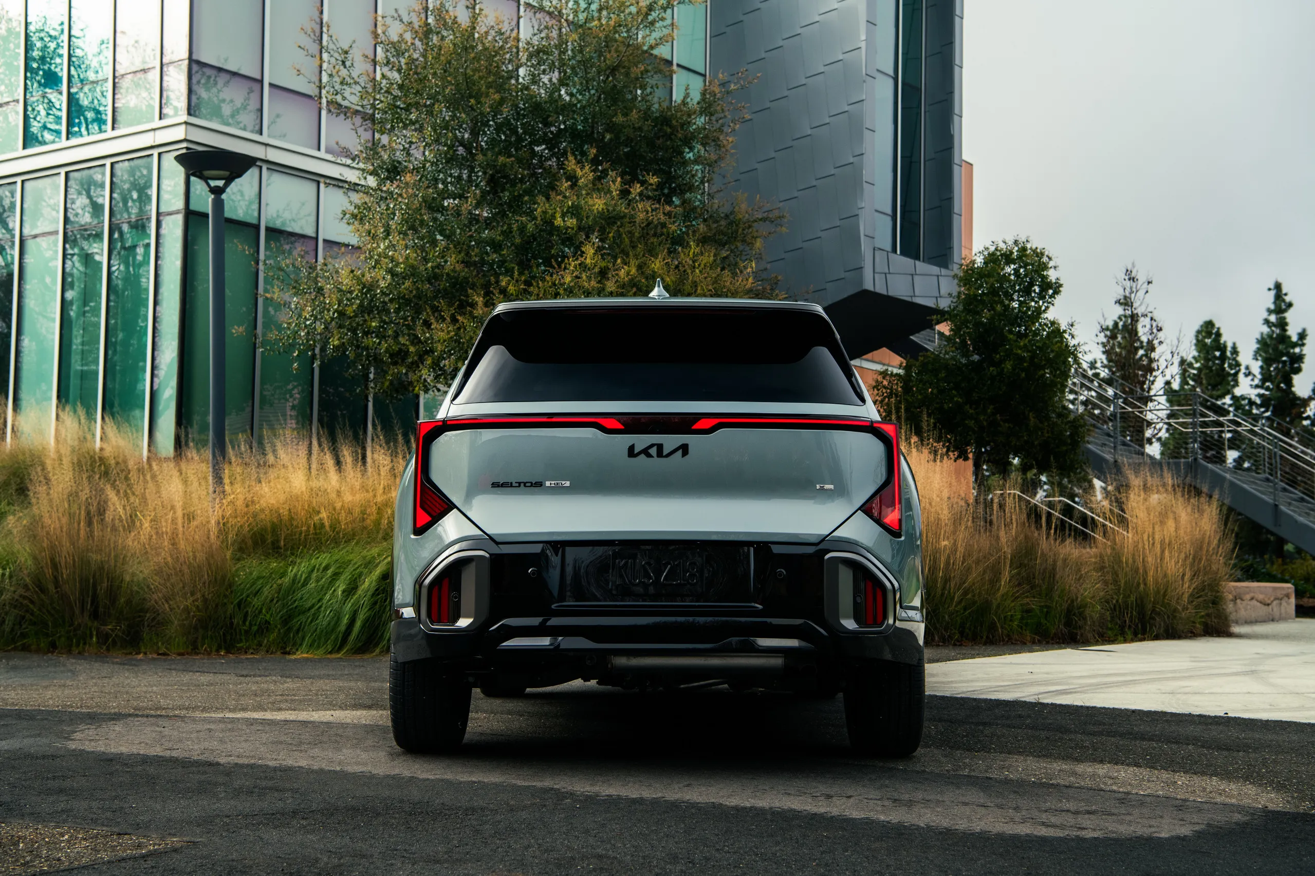 24473_2027_Seltos_HEV.webp