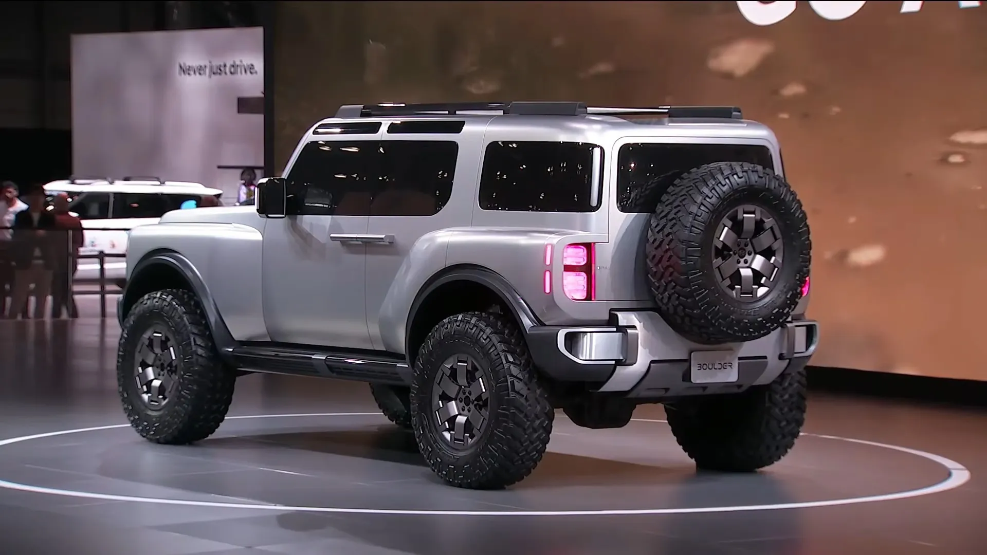 Hyundai-032-Boulder.webp