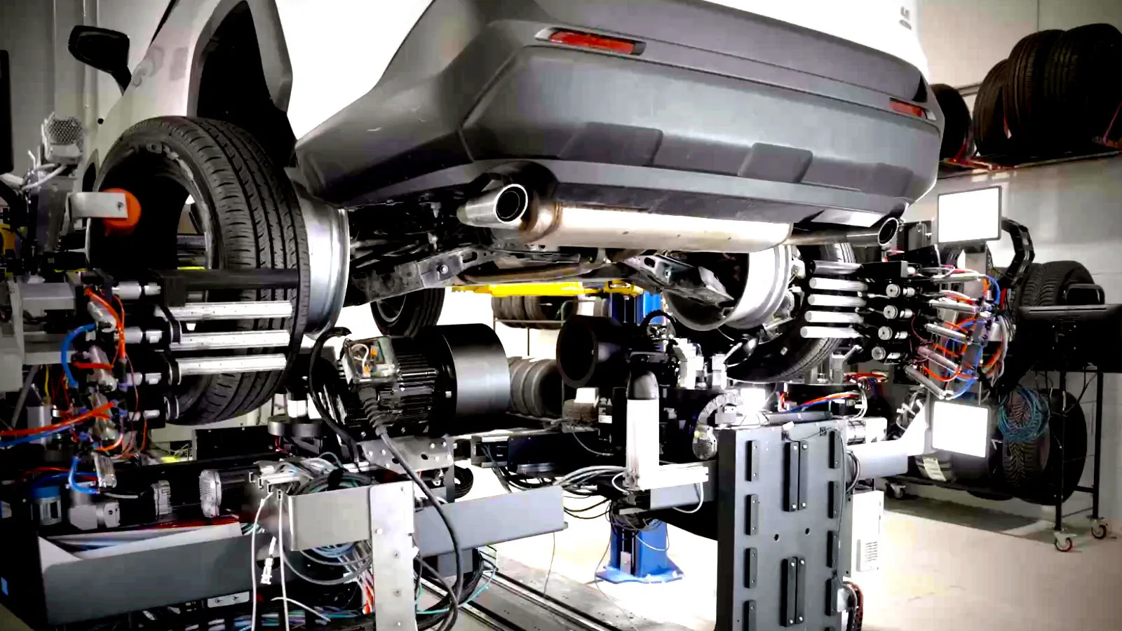 A $4,900 Per Month AI Robot Is Coming For The $17-An-Hour Guy Who Changes Your Tires