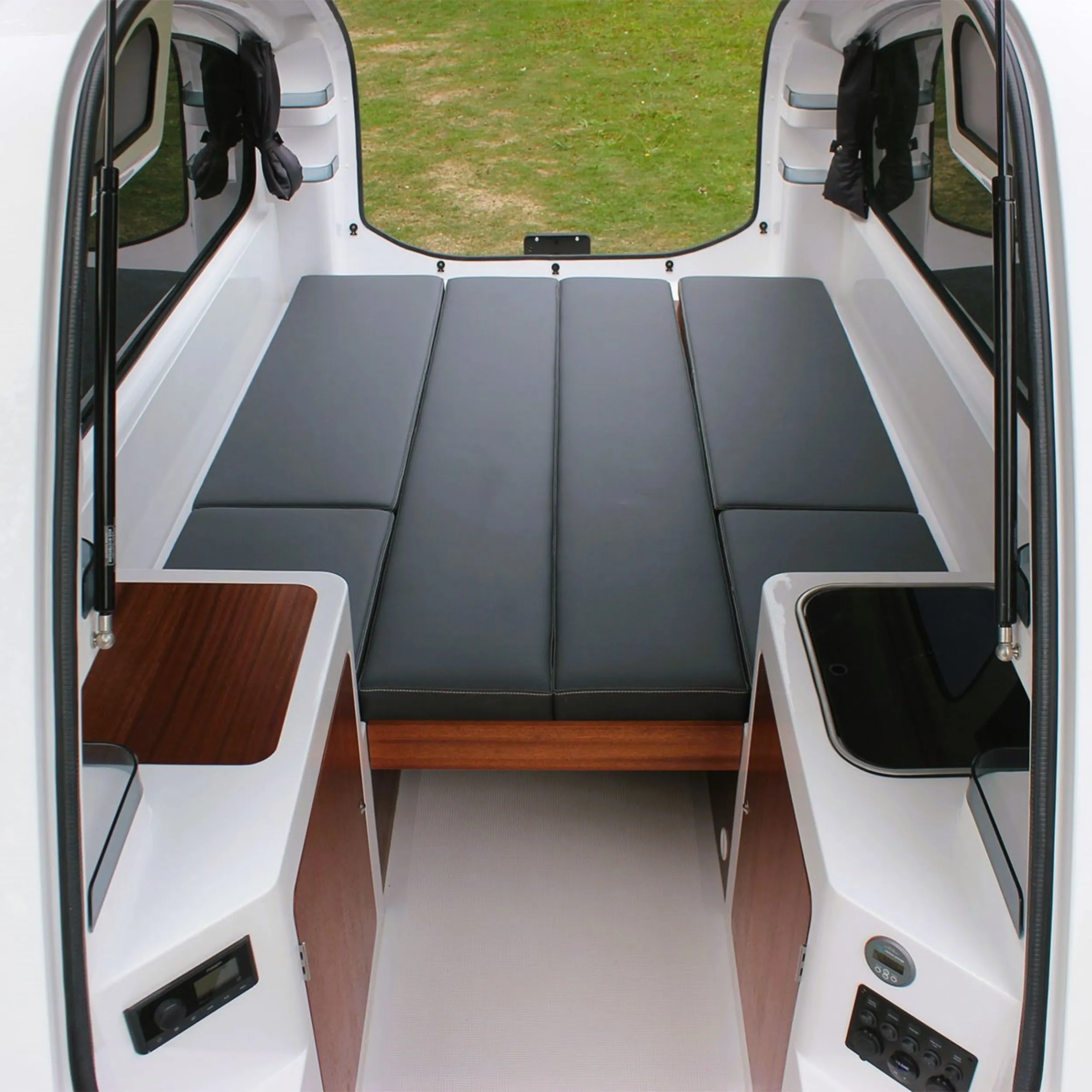 Sealander-Caravan-25.webp