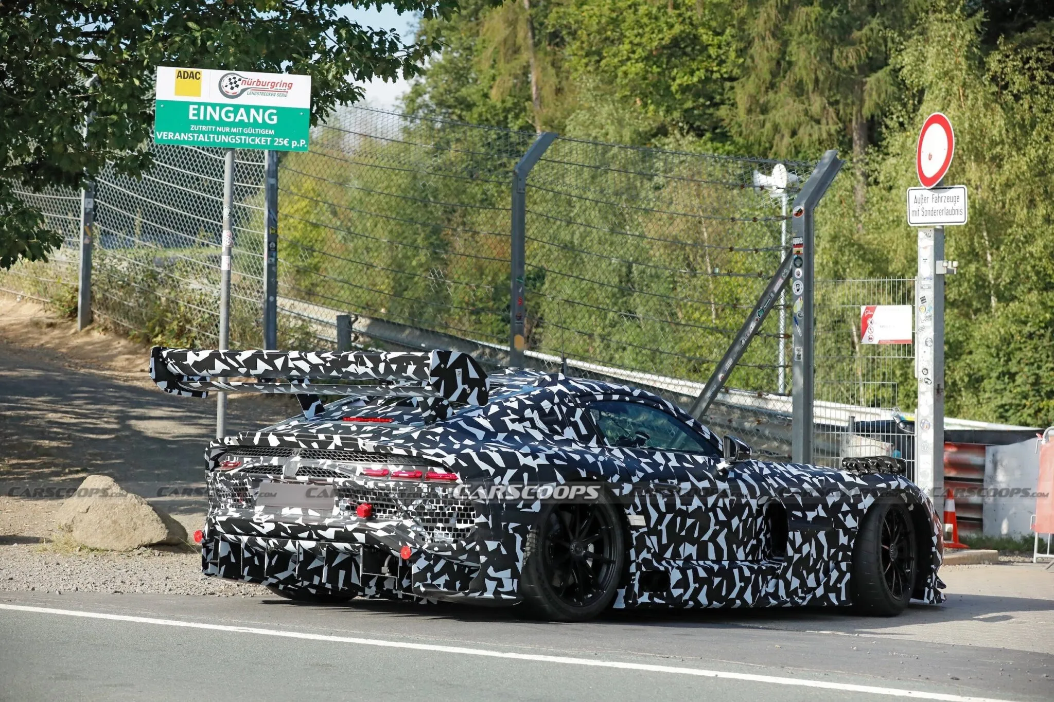 SB15069_watermark-2048x1365.webp